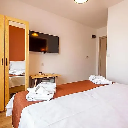 Boii Rest & Breakfast Hotel
